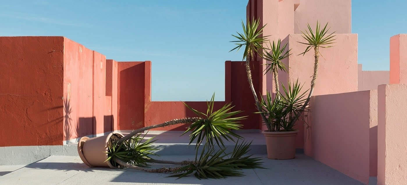 Andrés Gallardo Albajar’s urban geometry captures mesmerizing architectural silhouettes, both near and far